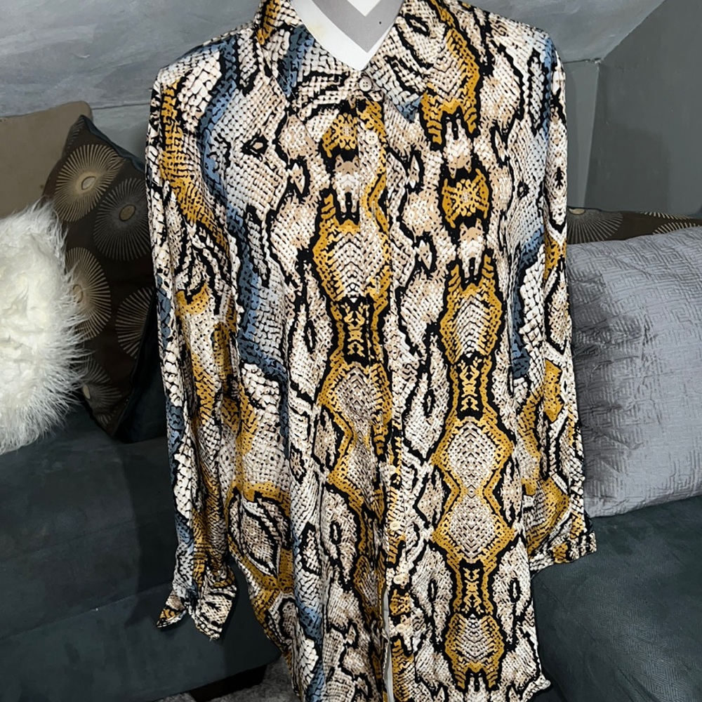 PrettyLittleThing Oversized Blouse